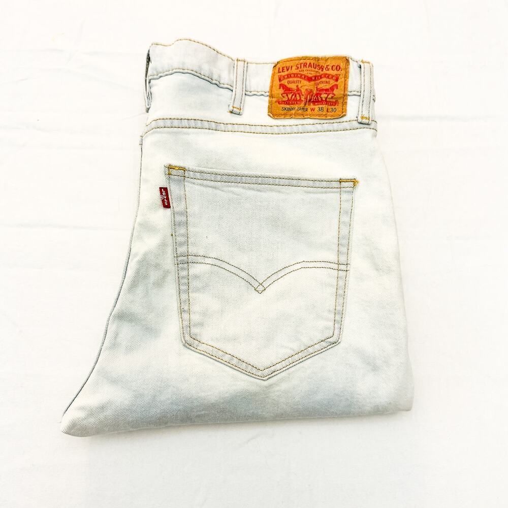 Levi's Men's Skinny Taper Light Wash Denim Jeans Zip Fly Size 38 x 30